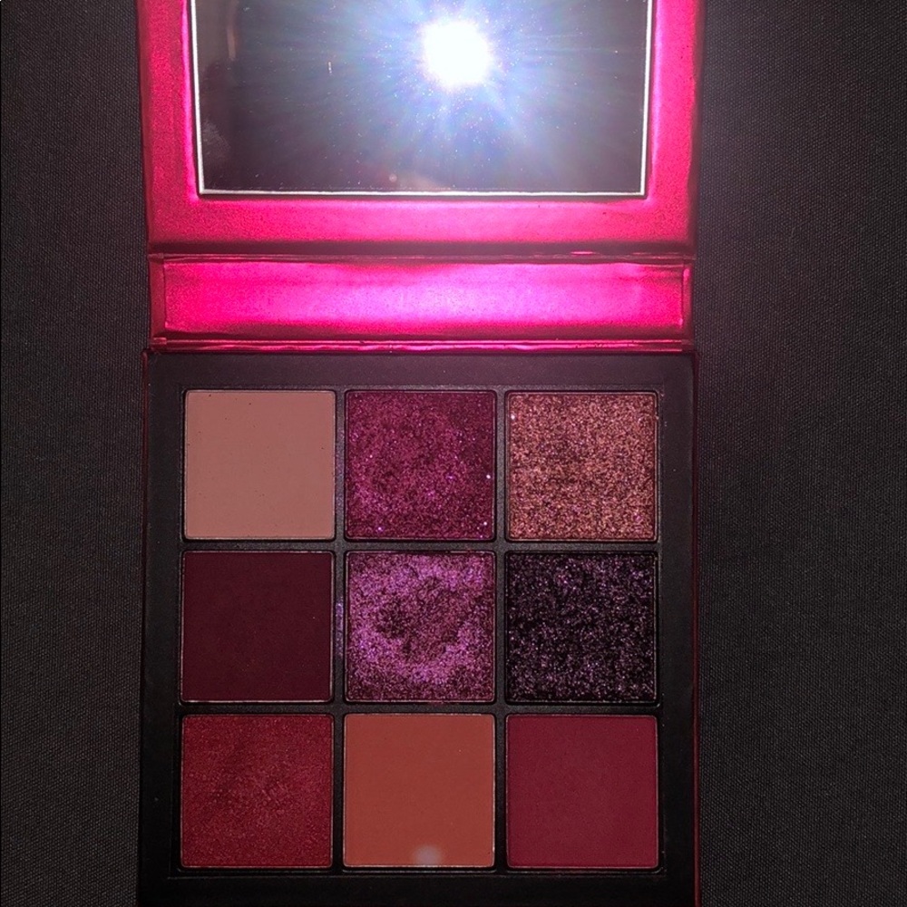 HUDA BEAUTY PALLETE
